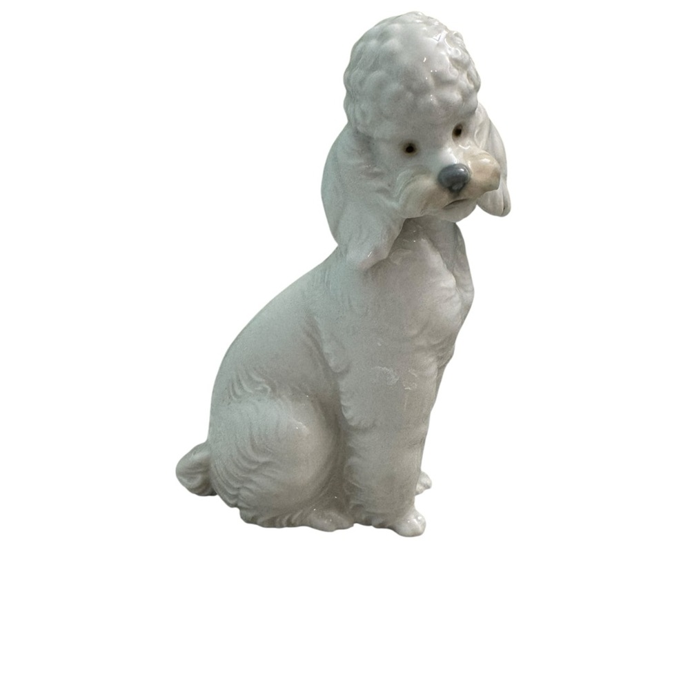 VTG NAO by Lladro porcelain Poodle Figurine